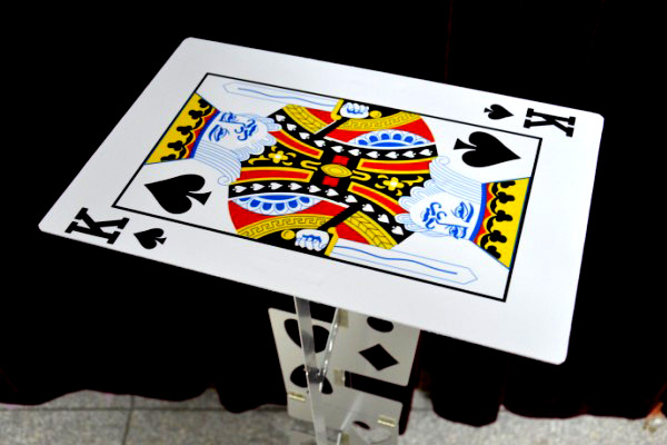 折叠魔术桌(银色,扑克桌面)--中国魔术道具
